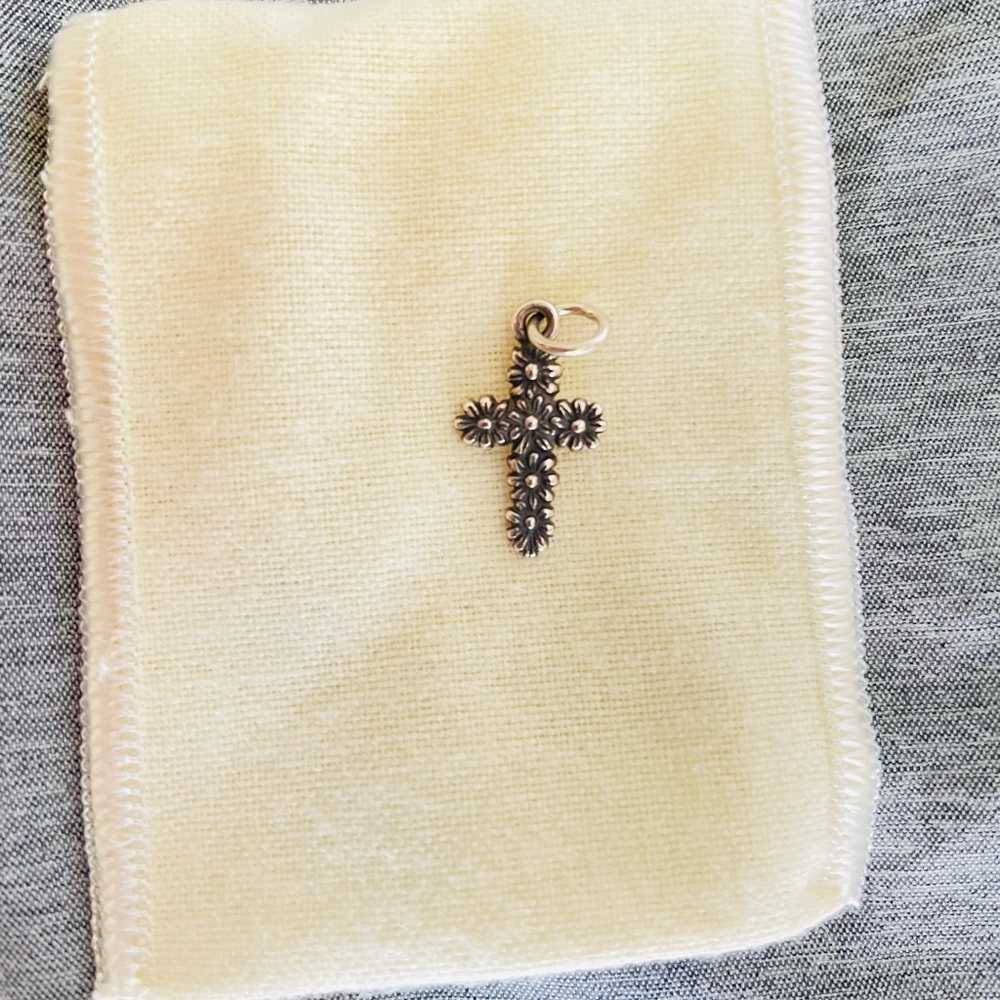 Margarita cross charm
